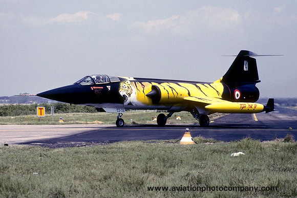 Italian Air Force 53 Stormo Lockheed F-104S Starfighter MM6825 (1988)