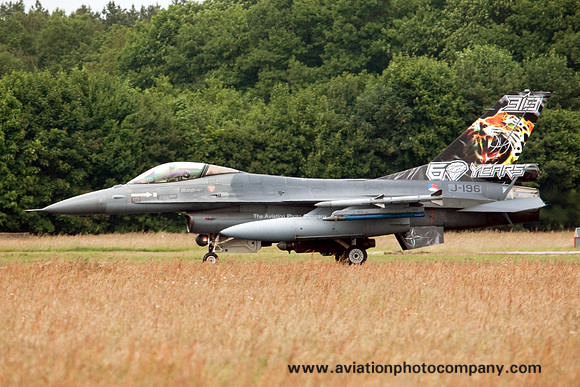 Dutch Air Force 313 Squadron GD F-16AM J-196 at the Volkel Airshow (2013)