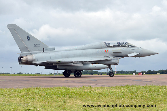 Italian Air Force 4 Stormo Eurofighter F-2000B MM55095/4-23 at RIAT Fairford (2016)
