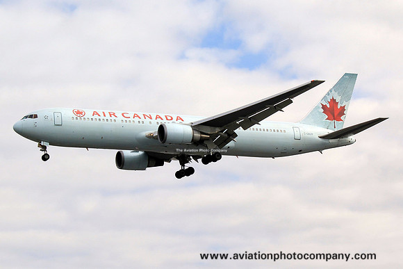 Air Canada Boeing 767-300 C-GBZR at London Heathrow (2015)