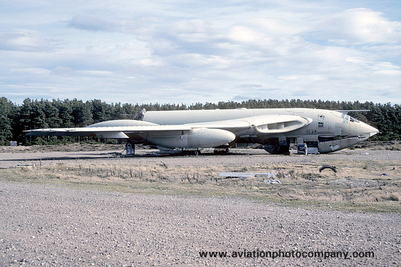 RAF Handley Page Victor K.2 XL188 dumped at RAF Kinloss (1993)