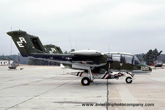 USMC VMO-1 North American OV-10A Bronco 155405/ER-225 (1976)