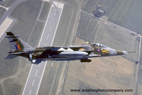 RAF 14 Squadron Sepecat Jaguar GR.1 XX762/H