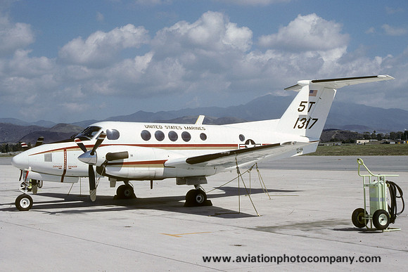 US Marines El Toro Beech UC-12B Huron 161317/5T (1991)