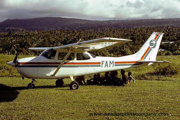 Polynesian Airlines Cessna 172K 5W-FAM (1978)