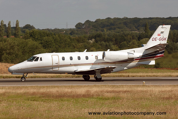 Avcon Jet AG Cessna 560XL Citation Excel OE-GGK at Luton (2015)