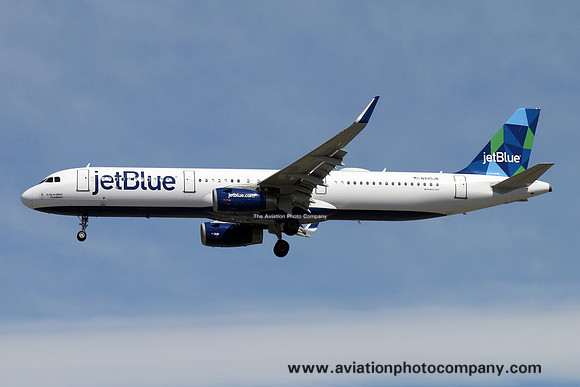 jetBlue Airbus A321-200 N935JB (2016)