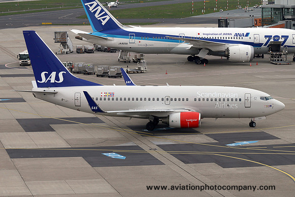 SAS Boeing 737-700 SE-RJU (2016)