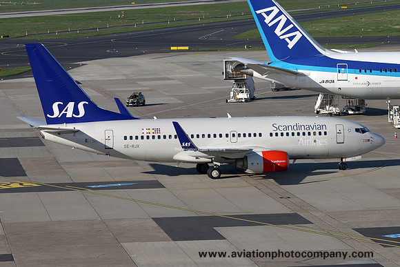 SAS Boeing 737-700 SE-RJX (2016)