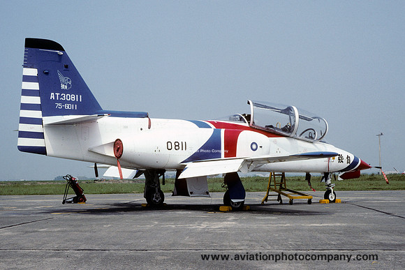 Taiwanese Air Force AFA AIDC AT-3 Tzu Chiang 75-6011/811 (1995)