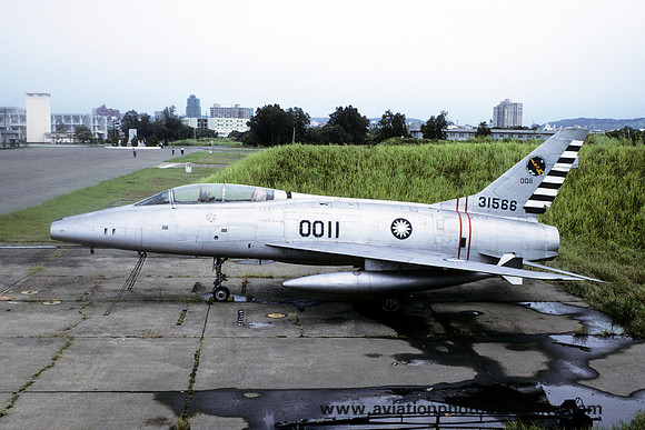 Taiwanese Air Force North American F-100F Super Sabre 31566/0011 displayed at Hsin Chu (1996)