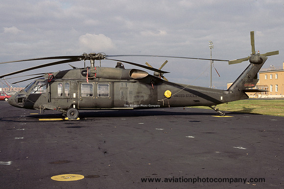 US Army 48 Avn Co Sikorsky UH-60A Blackhawk 81-23572 (1986)