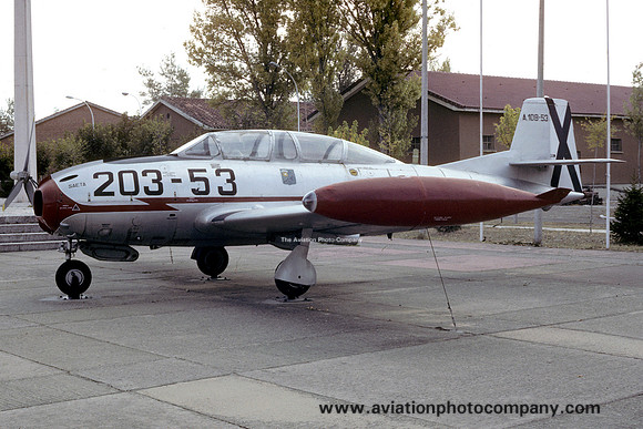 Spanish Air Force Esc 203 Hispano HA.200D Saeta A.10B-53/203-53 (1989)