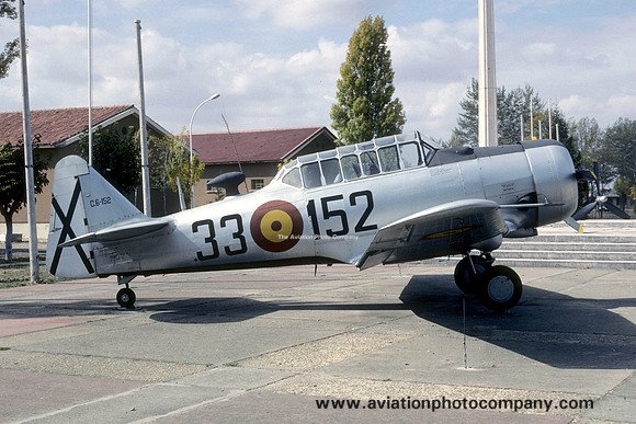 Spanish Air Force Ala 33 North American AT-6D Texan C.6-152/33-152 (1989)