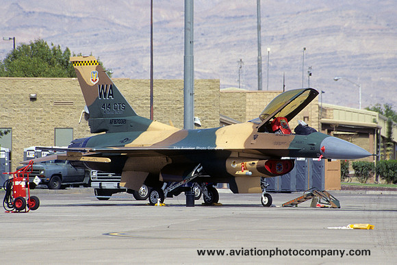 USAF 57 WG 414 CTS General Dynamics F-16C Fighting Falcon 87-0321/WA (2002)