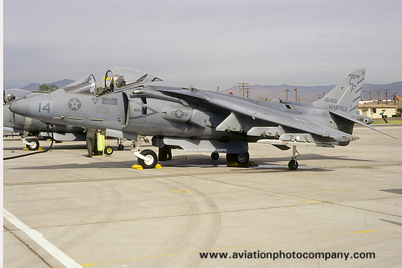 US Marines VMA-211 McDonnell Douglas AV-8B Harrier 164119/CF-14 (2002)