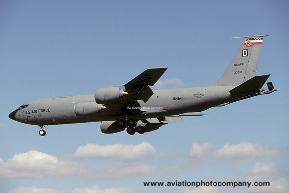 USAF 100 ARW 351 ARS Boeing KC-135R Stratotanker 62-3517 (1997)
