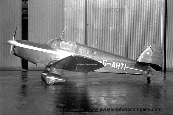 Percival Proctor G-AHTI
