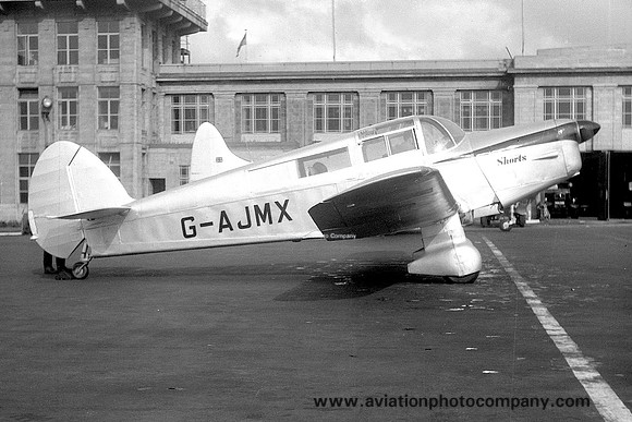 Shorts Percival Proctor G-AJMX