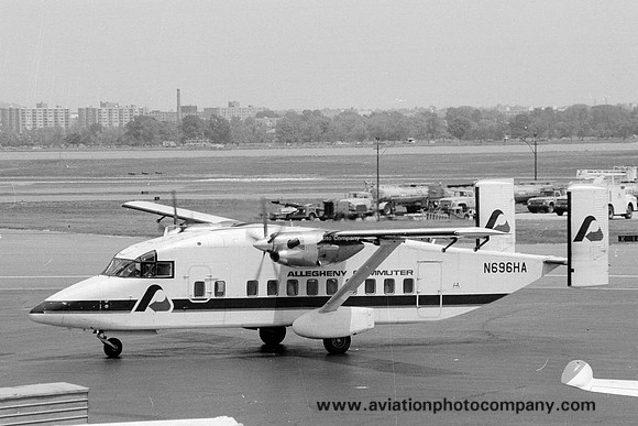 Allegheny Commuter Short SD-330 N696HA (1979)