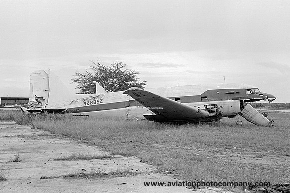 Douglas DC-3 Dakota N28392 (1979)