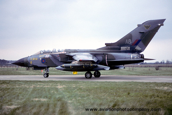 RAF 9 Squadron Panavia Tornado GR.1 ZD746/AB (1993)