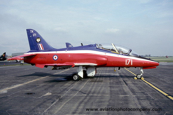 RAF 4 FTS 74 Squadron Hawker Siddeley Hawk T.1 XX171/TK (1993)