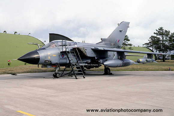 RAF Panavia Tornado GR.1B ZA490 (1994)