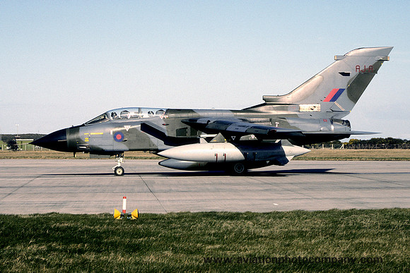 RAF Panavia Tornado GR.1B ZA460/AJ-A at RAF Lossiemouth (1995)