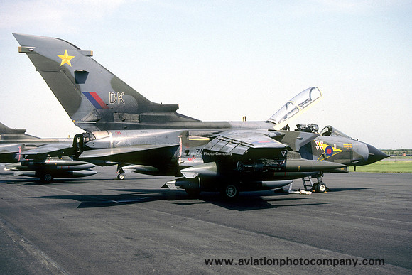 RAF 31 Squadron Panavia Tornado GR.1 ZA461/DK (1993)