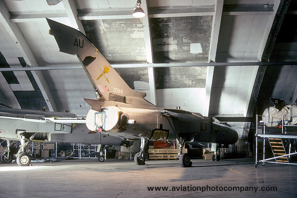 RAF 229 OCU Panavia Tornado F.2 ZD941 at St Athan (1994)