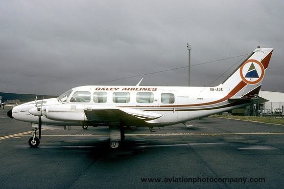 Oxley Airlines Piper PA-31-350 Navajo Chieftain VH-OX (1984)