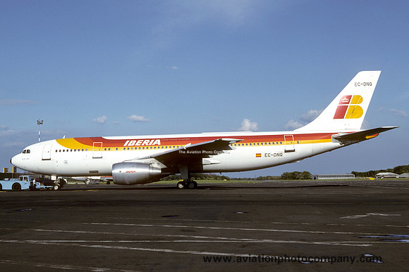 Iberia Airbus A300B4 EC-DNQ (1984)