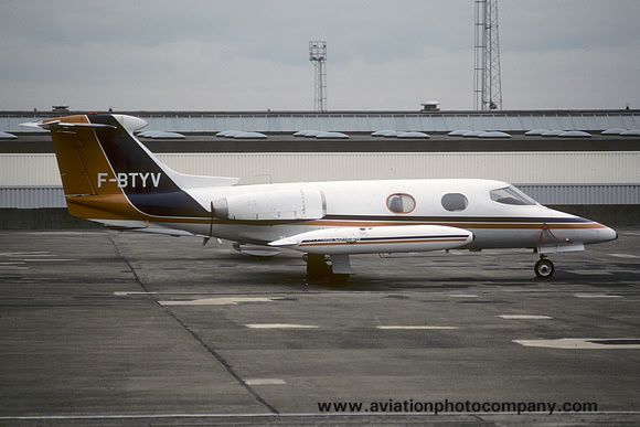 White Industries Inc Learjet 24 F-BTYV (1983)