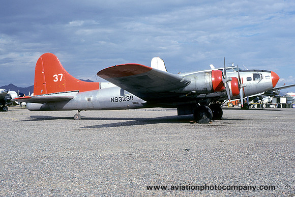 Aircraft Specialties Boeing B-17G N9323R/37 (1978)