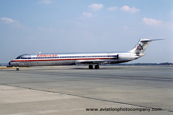 American Airlines McDonnell Douglas MD-82 N226AA (1984)