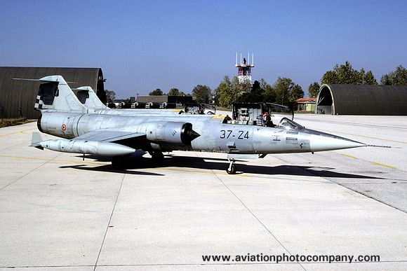 Italian Air Force 37 Stormo Lockheed F-104S-ASA Starfighter MM6850/37-24 (2003)