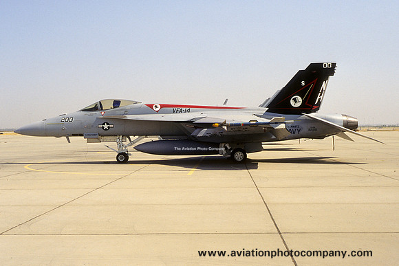 US Navy VFA-14 McDonnell Douglas F/A-18E Super Hornet 165861/NH-200 (2002)