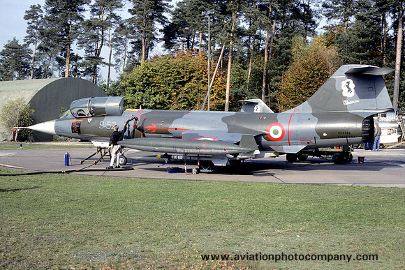 Italian Air Force Lockheed F-104S Starfighter MM6795/9-52 (1989)