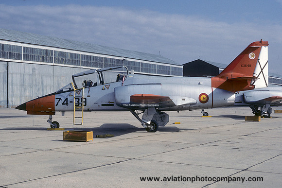 Spanish Air Force Ala 74 CASA 101 E.25-88/74-39 (1989)