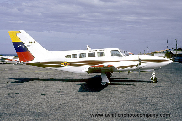 Venezuelan Air Force Guardia Nacional Cessna 402C GN-7948 (1989)