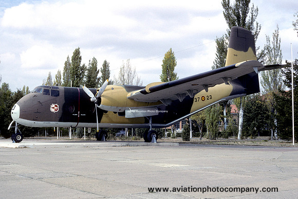 Spanish Air Force Ala 37 DHC-4 Caribou T.9-23/37-23 (1989)