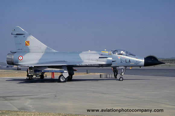 French Air Force EC3/2 Dassault Mirage 2000C 19/2-LA (1985)