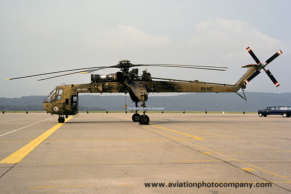 US Army Pennsylvania ArNG Sikorsky CH-54A Tarhe 68-18433 (1984)