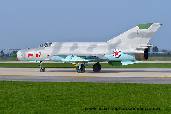 North Korean Air Force Mikoyan MiG-21bis 42 red at the Wonsan Friendship Air Festival (2016)
