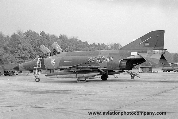 West German Air Force JBG36 McDonnell F-4F Phantom 37+81 (1975)