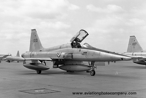 Norwegian Air Force 717 Skv Northrop RF-5A Freedom Fighter 100 (1975)