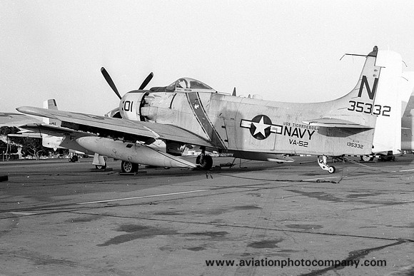 US Navy VA-52 Douglas A-1H Skyraider 135332/NM-301 (1967)