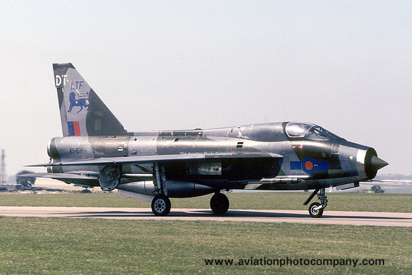 RAF LTF English Electric Lightning T.5 XS456/DT (1981)