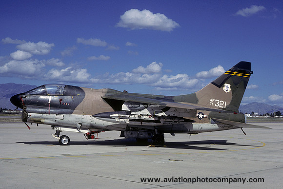 USAF Pennsylvania ANG 146 TFS LTV A-7D Corsair 71-0321 (1979)